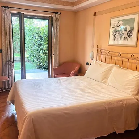 アパート In Exclusive Near The Golf Course Guidonia