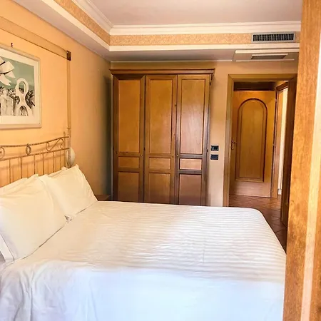 アパート In Exclusive Near The Golf Course Guidonia